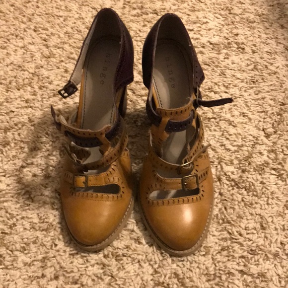 hinge Shoes - HINGE from Nordstrom buckle heels size 10